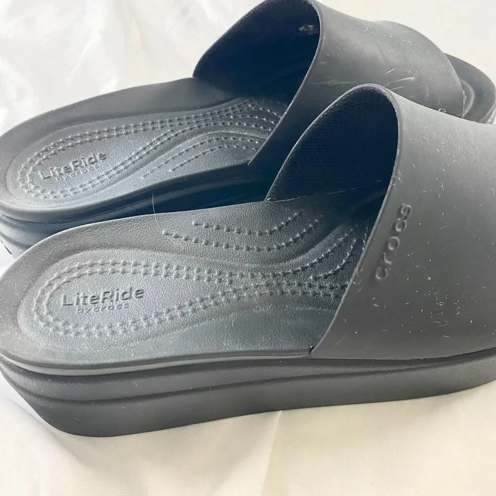 Chunky Black Crocs Platform Slide Sandals 208728 Brooklyn Slide US 7 W Wide Fit